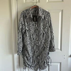 PrettyLittleThing Size 6 Black Zebra Tie Side Button Up Shirt Dress